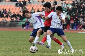 TA：埃利奥特融入维拉的进程较为缓慢，他需要更加沉着冷静