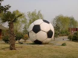 皇马内乱升级！阿隆索失控更衣室，库尔图瓦孤独发声背后的真相